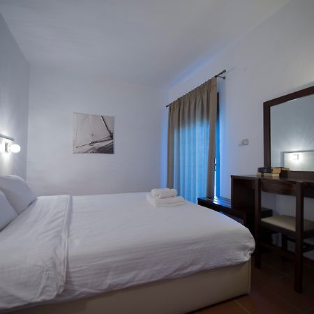 Glavas Inn Hotel Геракини Экстерьер фото