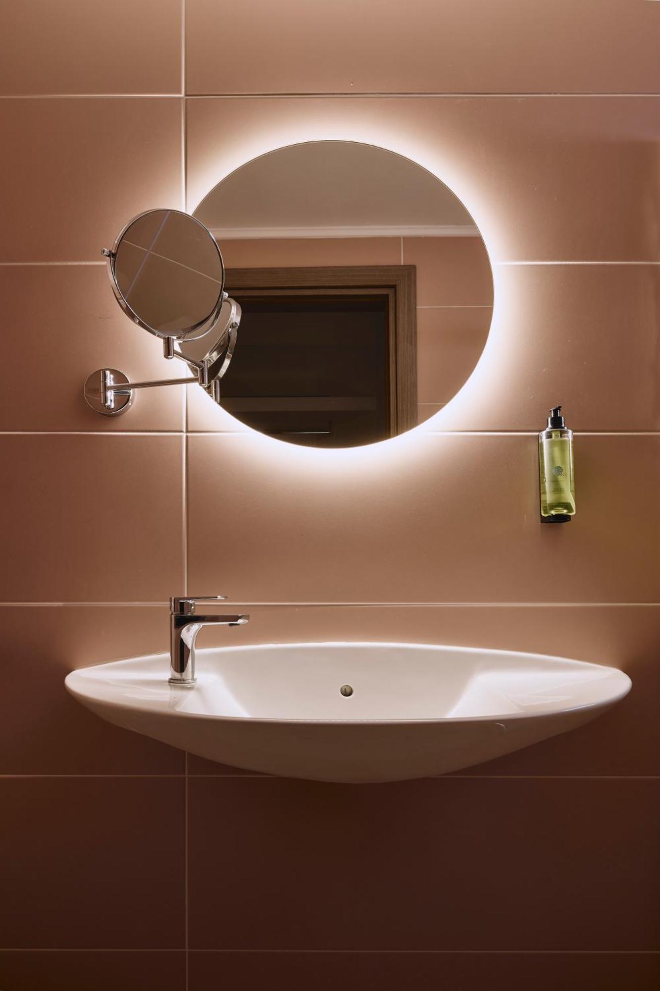 Glavas Inn Hotel Геракини Экстерьер фото
